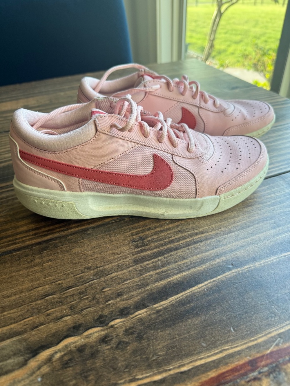 Nike Court Lite Pink Size 9